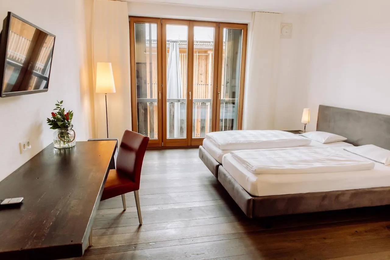 Hirzinger - Gasthaus Und Hotel Riedering