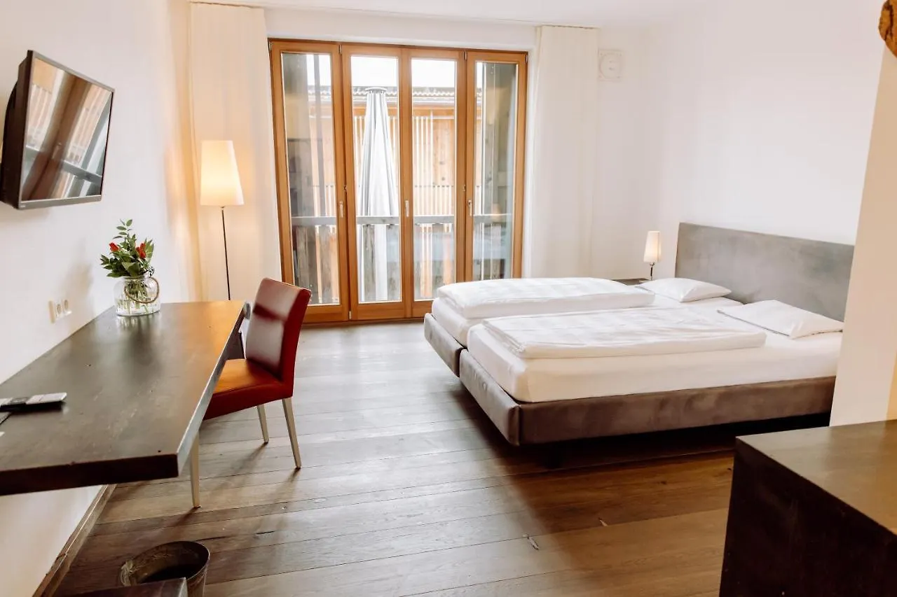 Hirzinger - Gasthaus Und Hotel Riedering